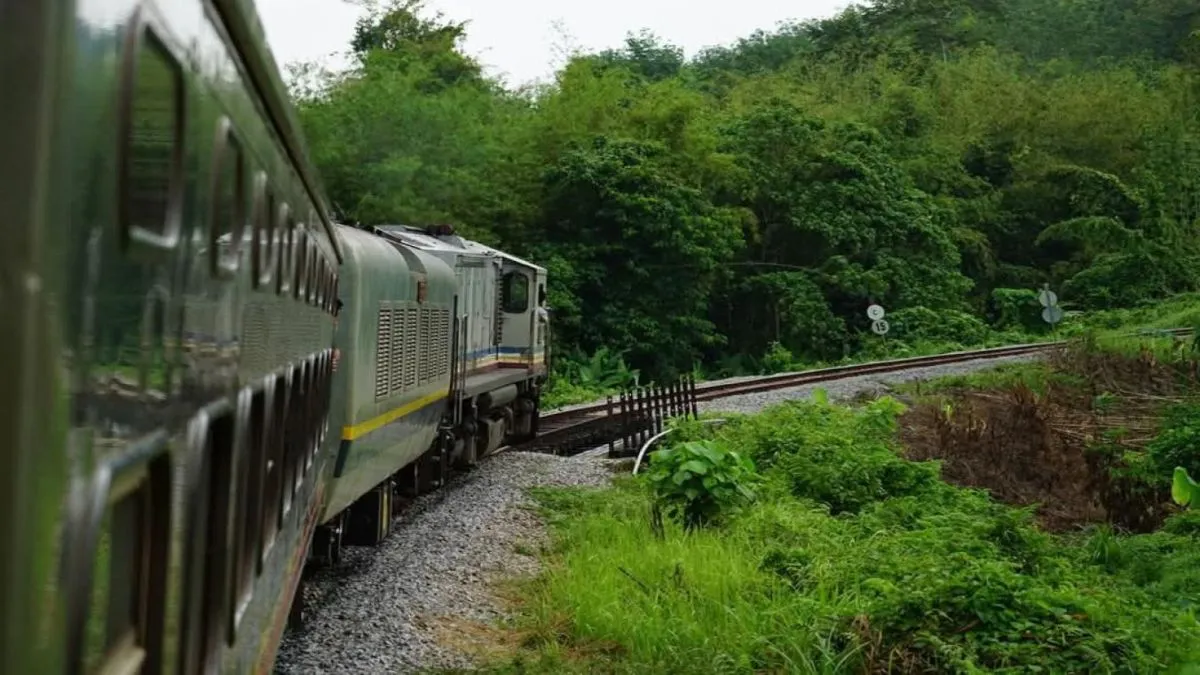 Johor Bharu-Dabong 3H2M Dengan Keretapi