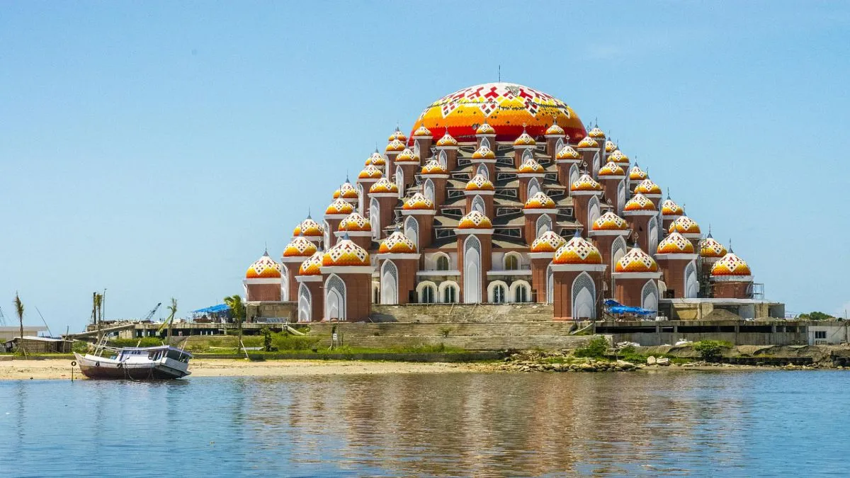 Makassar + Maros + Cimorydairyland